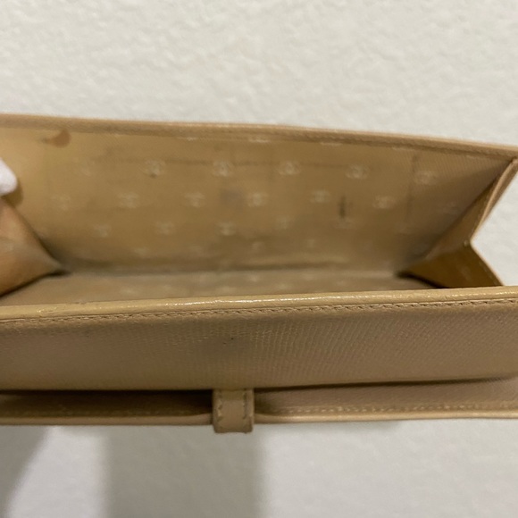 CC Tan Leather Wallet - Picture 13 of 16